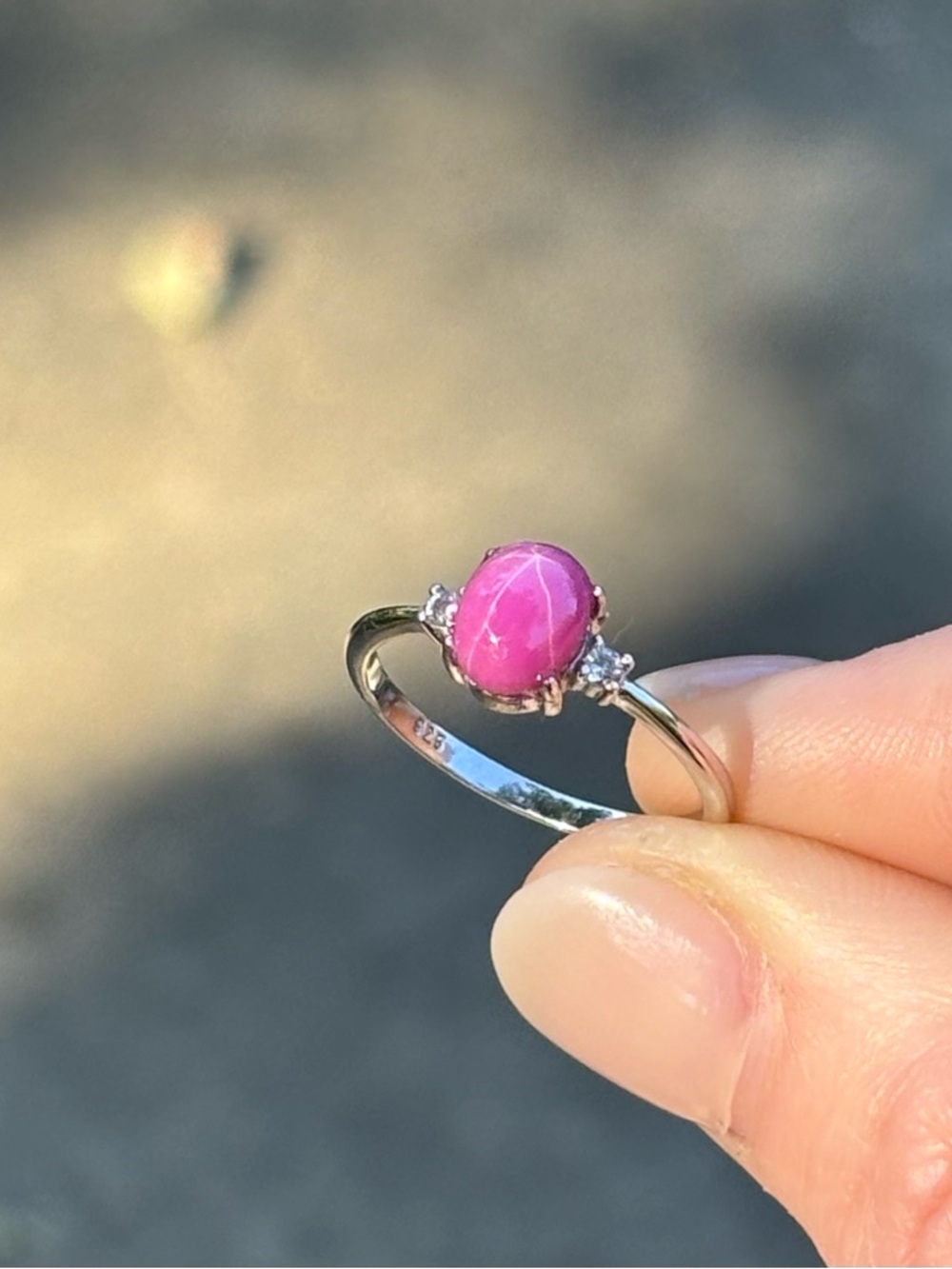 Stunning Linde Ruby Star Sapphire 8x6mm w/ zircon in 925 Sterling Silver Ring 8 - Picture 8 of 10